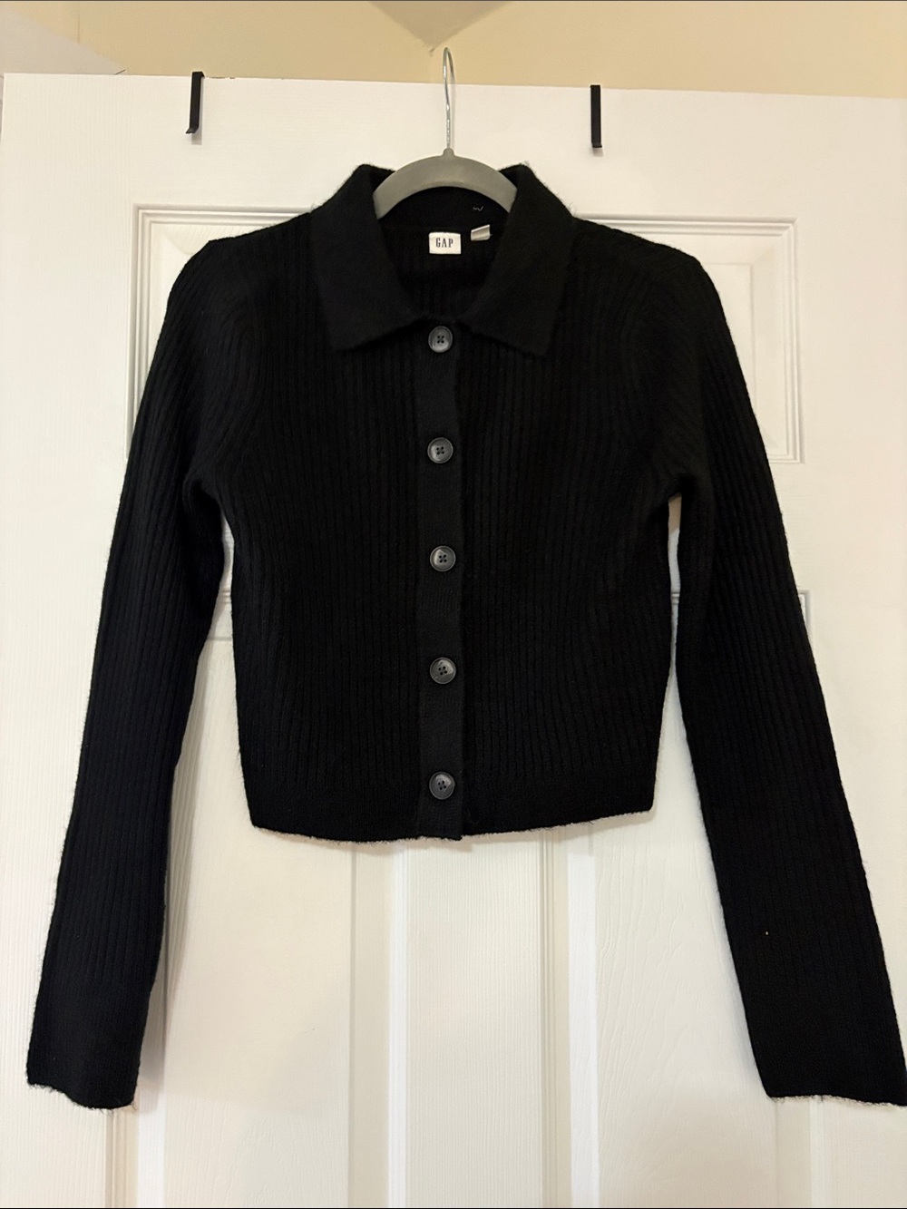 GAP Black Ribbed Collared Button Cardigan